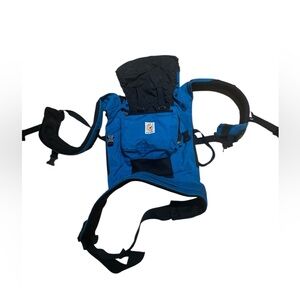 Ergobaby Carrier in Deep Blue and Black